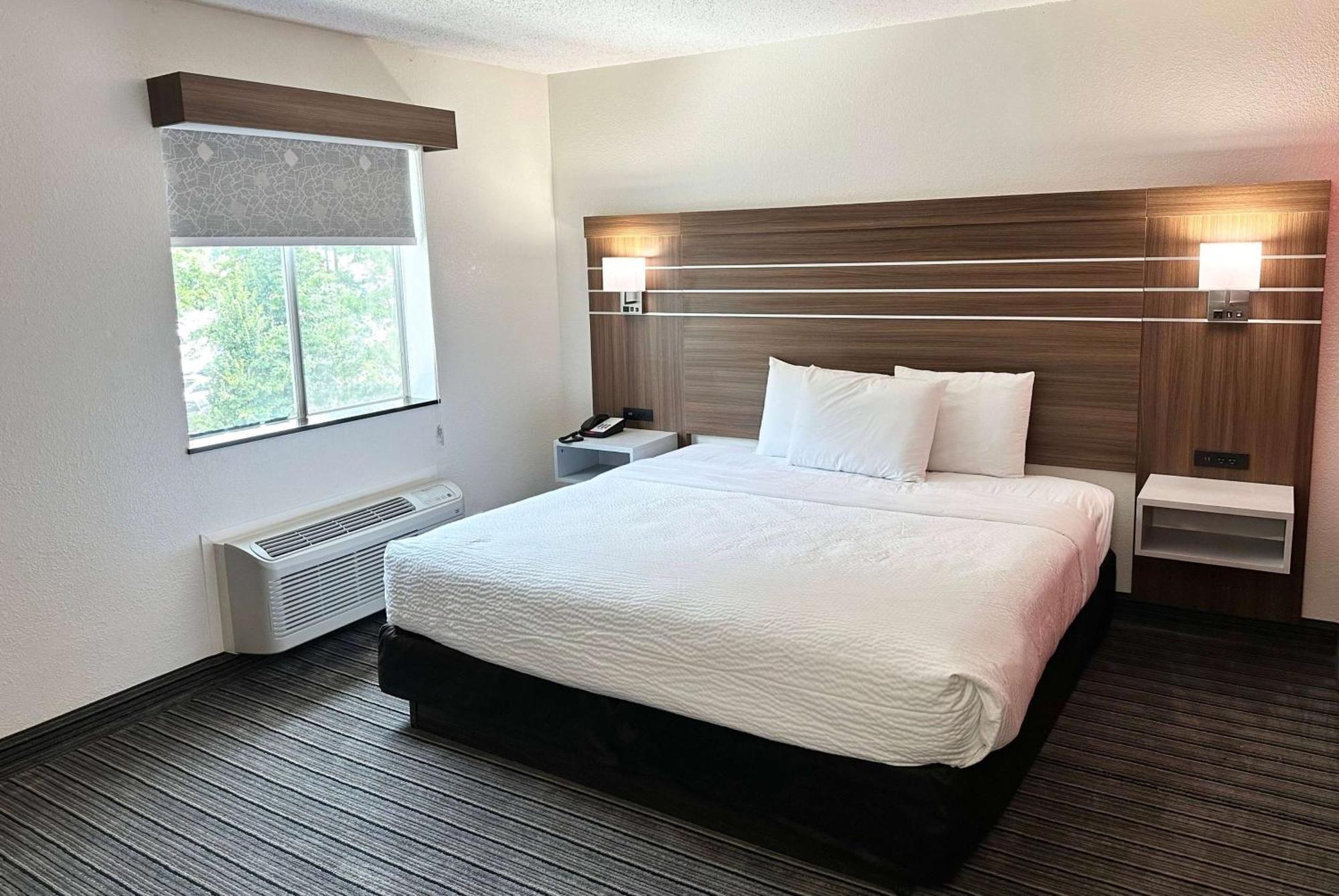 Ramada By Wyndham Lithia Springs Atlanta Exterior foto
