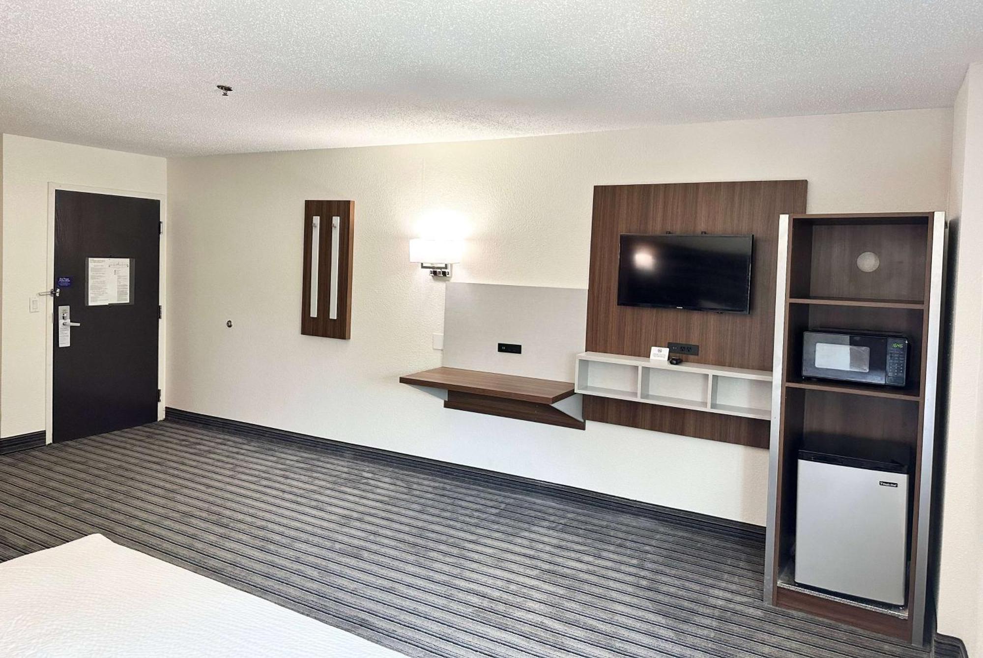 Ramada By Wyndham Lithia Springs Atlanta Exterior foto