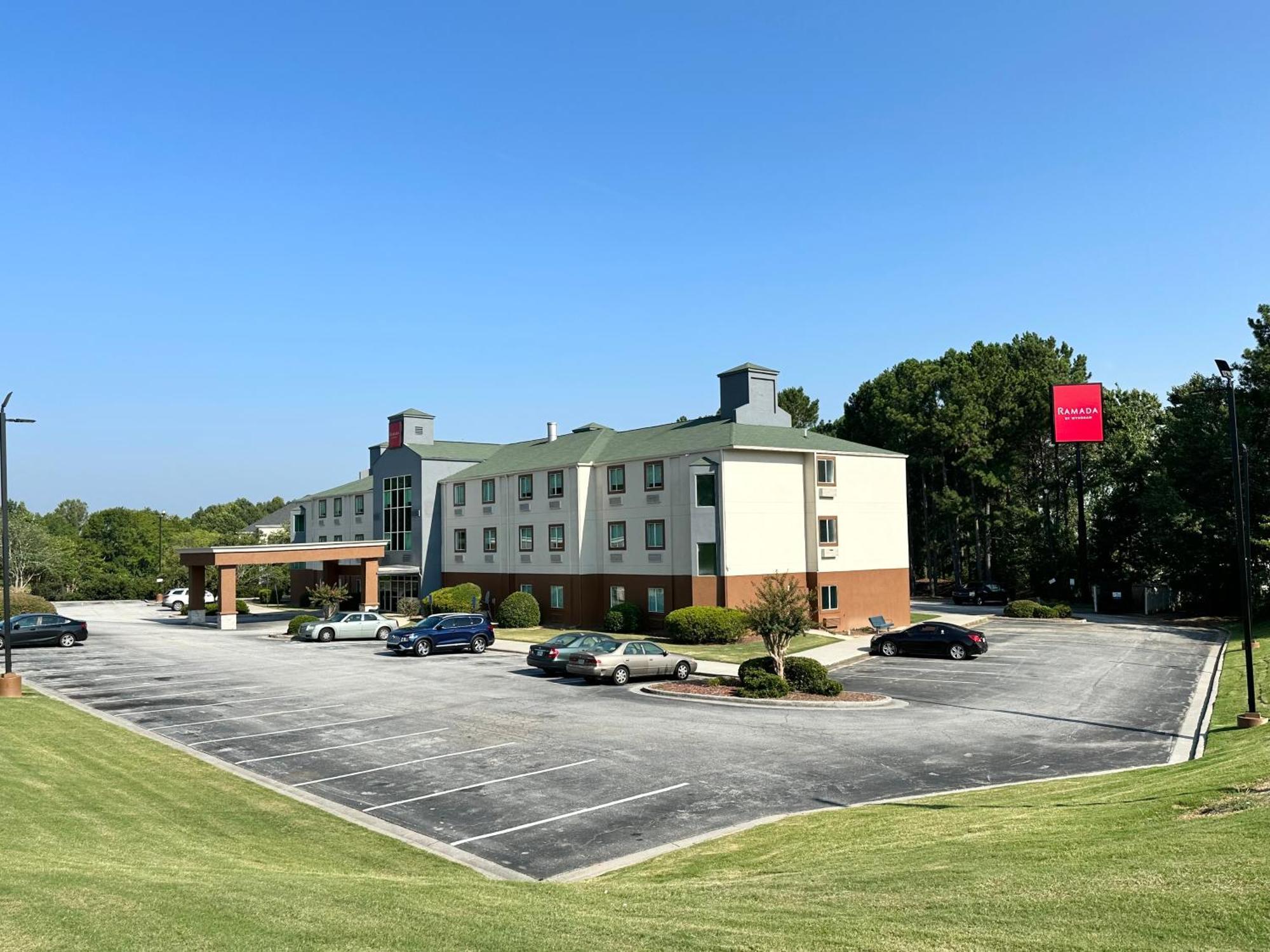 Ramada By Wyndham Lithia Springs Atlanta Exterior foto